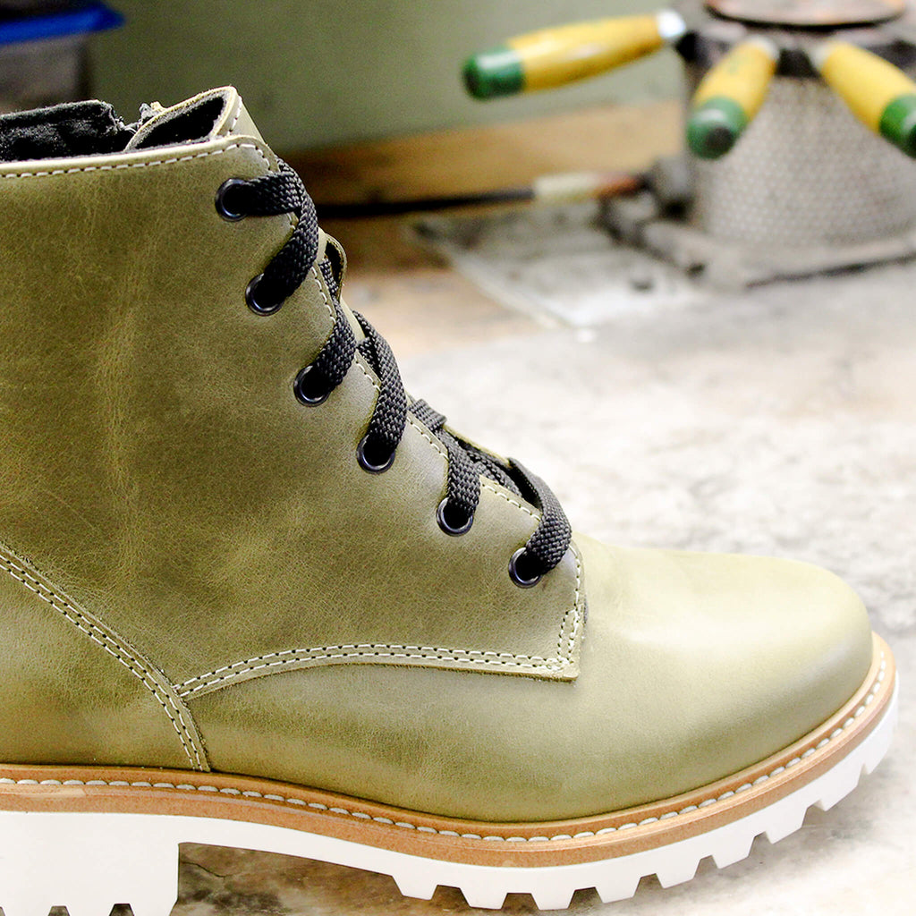 Les bottes 3 saisons de Martino offre une isolation parfaite pour garder vos pieds confortables au printemps, en automne et en hiver ; la doublure Amitex est exclusive à Martino.